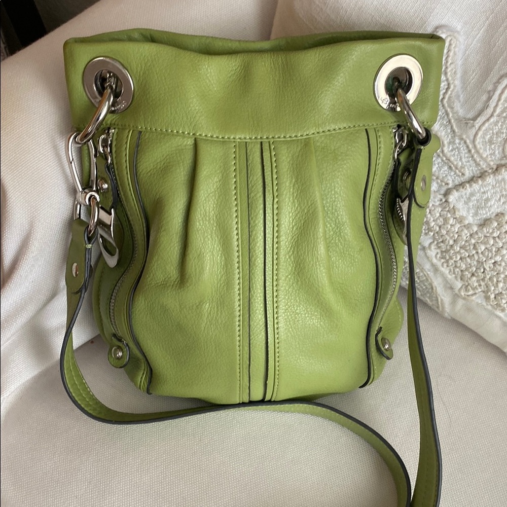 B MAKOWSKY Geniune Leather Green Crossbody Bag